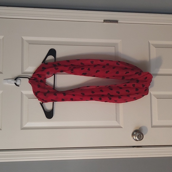 Rue21 Infinity Scarf - Picture 1 of 3
